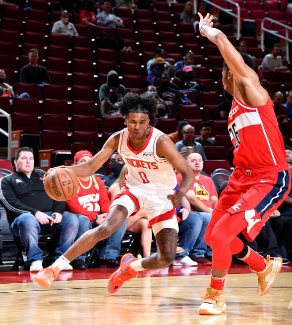 关键时刻体能课后，托特纳姆手感冰凉备战全明星赛，质疑声仍在，细节决定成败(hiit10分钟够吗)